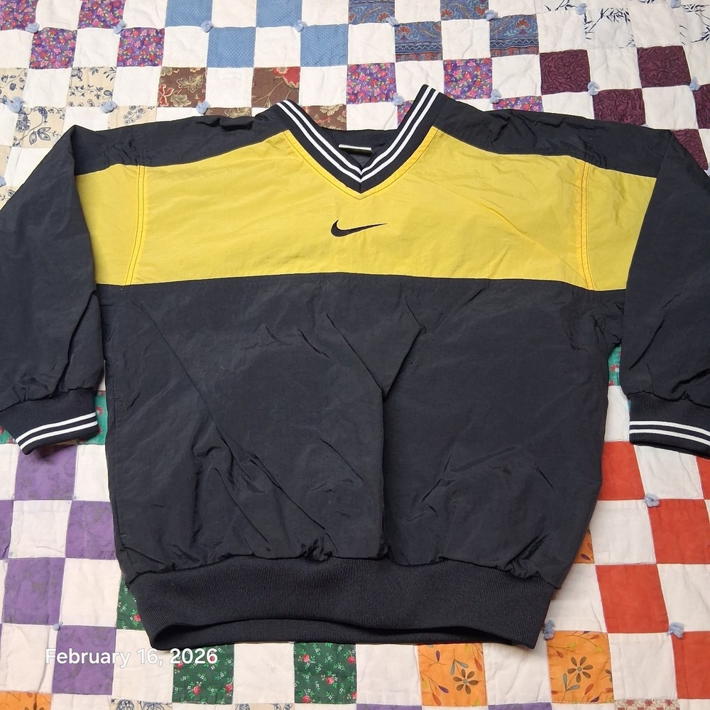 Vintage‎ Nike Pullover Windbreaker Youth Jacket Size Medium 10 12 Black and Gold
